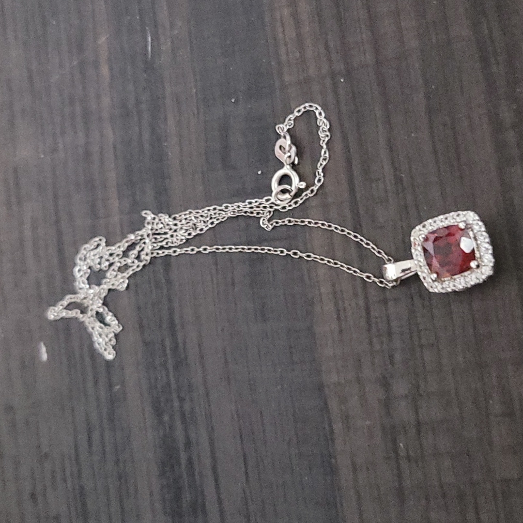 Zales Garnet Necklace 60$